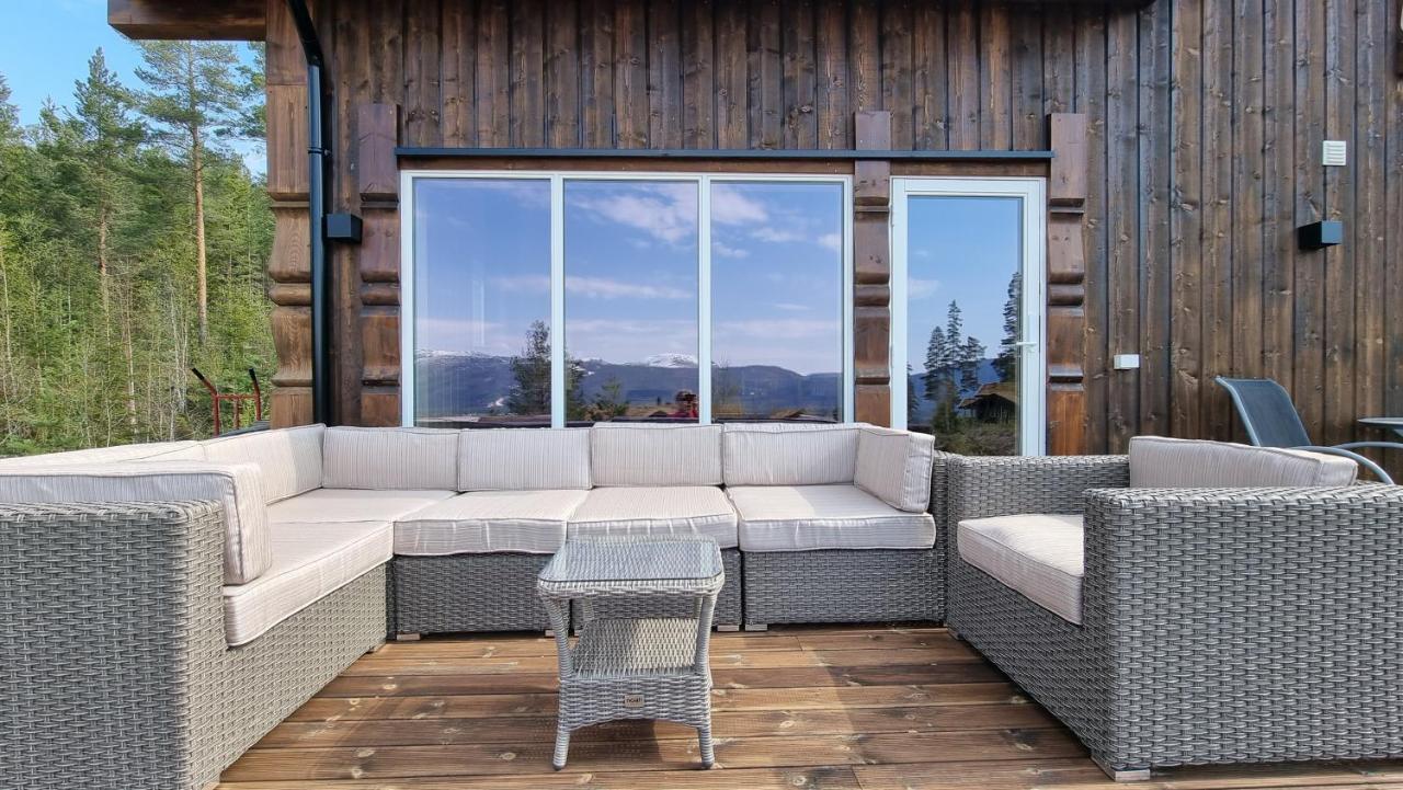 Holiday Cabin In Beautiful Surroundings 弗罗达尔 外观 照片